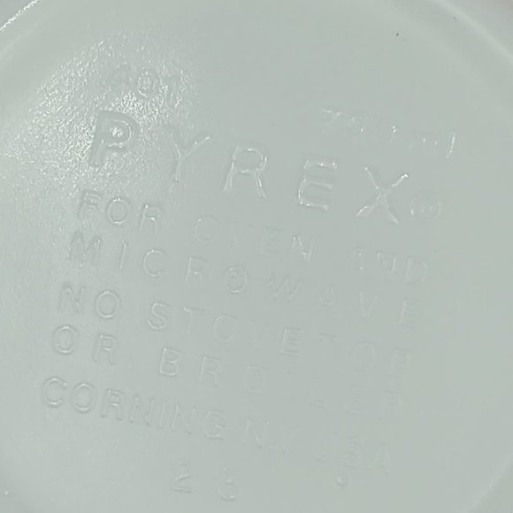 Pyrex Butterfly Gold 401 Mixing Nesting Serving Bowl 1.5 Pint 750 ml Dark Gold - Picture 7 of 7